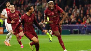 Galatasaray'dan çok konuşulacak Osimhen kararı! Yönetim bonservisini belirledi