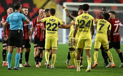 Ahmet Çakar Gaziantep FK-Fenerbahçe maçını yorumladı! "Atilla Karaoğlan iyi hakem ama…"