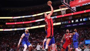 Alperen Şengün’den müthiş performans! Houston Rockets seriyi dört maça çıkardı