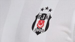 Beşiktaş resmi hesaptan duyurdu! "Bahis oynayan hakemler ve bahis oynadıkları maçlar açıklansın"