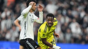 Beşiktaş'ın eski futbolcusundan Jhon Duran'ın paylaşımına flaş yorum! Sosyal medyada gündem oldu