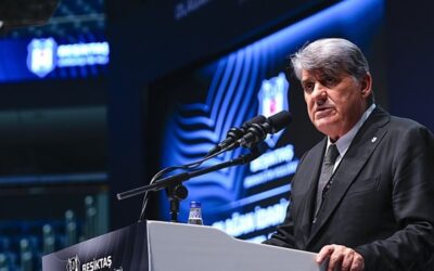 Beşiktaş'ta Serdal Adalı ve yönetimi ibra edildi!