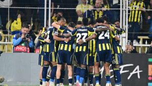 Fenerbahçe 1-0 Stuttgart (MAÇ SONUCU ÖZET) | Fenerbahçe Kadıköy'de Kerem'le kazandı!