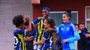 Fenerbahçe ArsaVev 2-0 Trabzonspor (MAÇ SONUCU ÖZET)