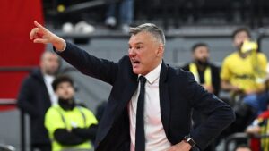 Fenerbahçe Beko Başantrenörü Sarunas Jasikevicius: İlk 25 dakika harika bir performans sergiledik ama kalan sürede felakettik
