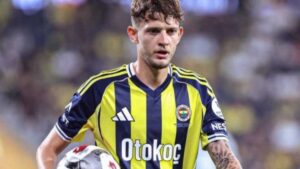 Fenerbahçe'de gözden düşen isme 4 talip! Bundesliga ekipleri paylaşamıyor