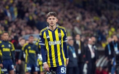 Fenerbahçe'de Szymanski'den tepki çeken hareket! Tribünlerin ıslıklaması sonrası…