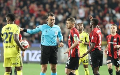 Gaziantep FK-Fenerbahçe maçında kırmızı kart kararı! İşte o pozisyon