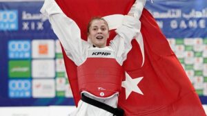 Milli tekvandocumuz Merve Kavurat üst üste 2. kez dünya şampiyonu!