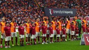 Okan Buruk'tan sürpriz karar! İşte Galatasaray'ın Trabzonspor maçı 11'i