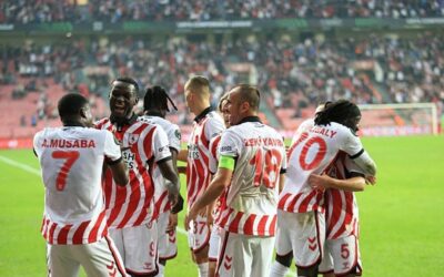 Samsunspor 3-0 Dinamo Kiev (MAÇ SONUCU – ÖZET) Samsun Avrupa'da durdurulamıyor!