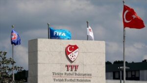 Süper Lig'den 10 kulüp PFDK'ya sevk edildi